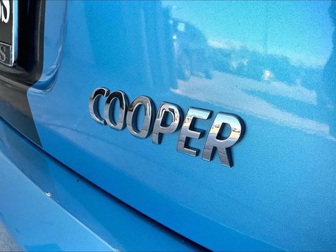 Used 2016 MINI Cooper 2-Door Hardtop image 38