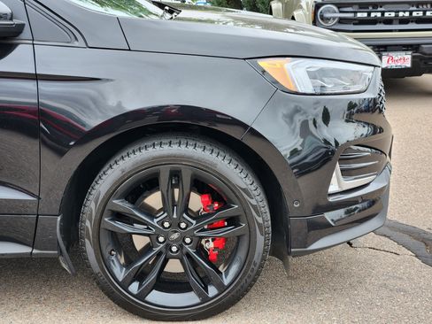 Used 2019 Ford Edge ST w/ Equipment Group 401A AWD/4WD image 7