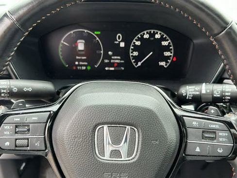 Used 2025 Honda CR-V Sport Touring image 12