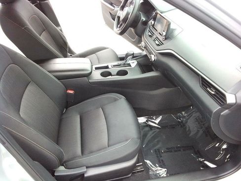 Used 2023 Nissan Altima 2.5 S image 15