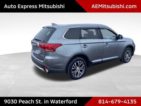 Used 2017 Mitsubishi Outlander SEL image 7