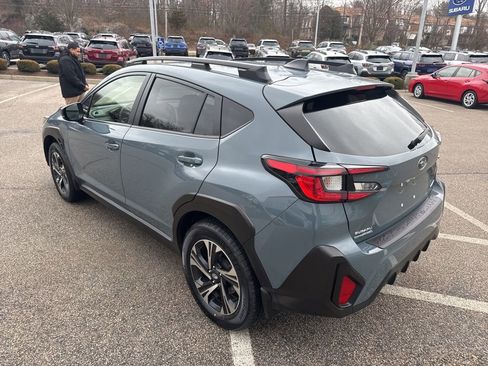 Used 2024 Subaru Crosstrek 2.0i Premium image 4