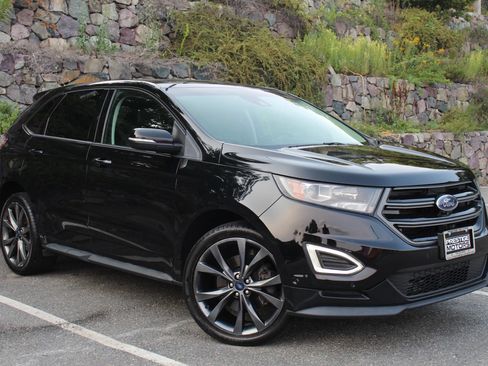 Used 2017 Ford Edge Sport w/ Equipment Group 401A AWD/4WD image 4