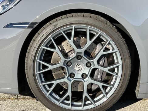 Certified 2025 Porsche 911 Carrera T image 27