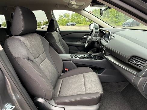 New 2026 Nissan Rogue SV AWD/4WD image 16