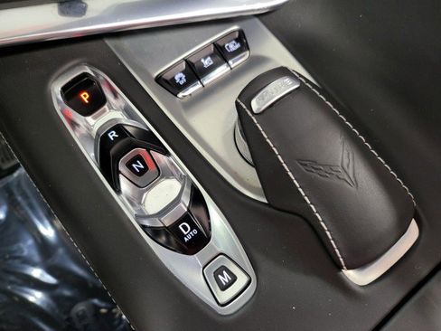 Used 2022 Chevrolet Corvette Stingray Premium Conv w/ Z51 Performance Package image 33