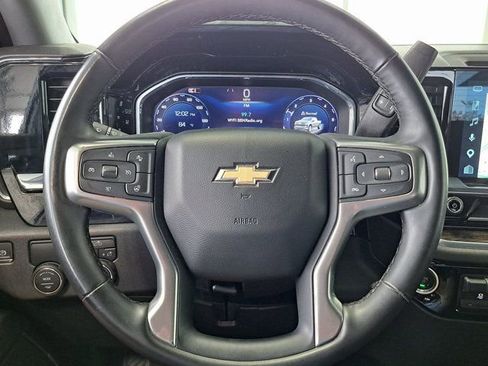 Used 2025 Chevrolet Silverado 1500 LT RWD image 11