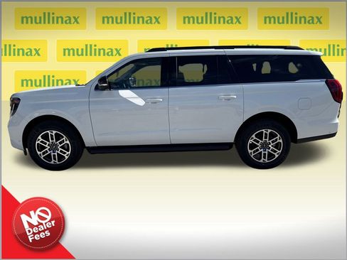 New 2025 Ford Expedition Max Active image 2