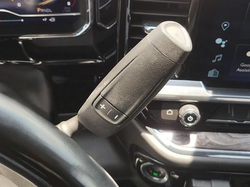 Used 2024 Chevrolet Silverado 2500 LTZ AWD/4WD image 25