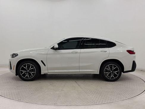 Certified 2025 BMW X4 xDrive30i w/ Premium Package AWD/4WD image 2