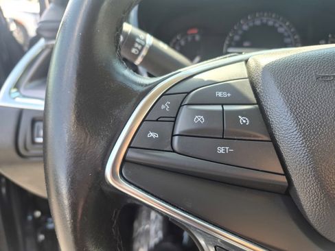 Used 2019 Cadillac XT5 Luxury FWD image 14