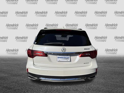 Used 2018 Acura MDX SH-AWD w/ Advance Package image 9