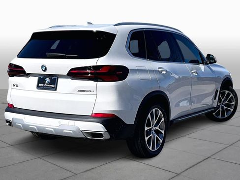 Used 2025 BMW X5 xDrive50e image 12