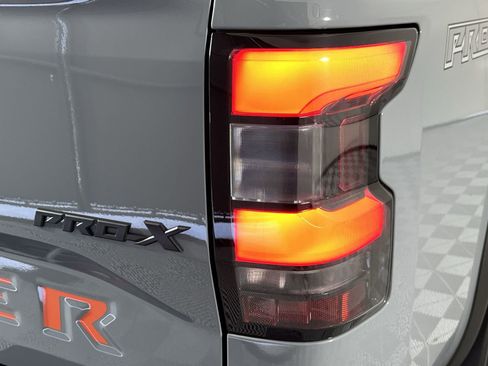 Certified 2024 Nissan Frontier Pro-X RWD image 26