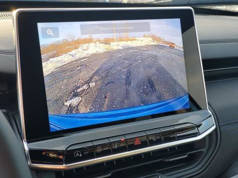 New 2026 Jeep Compass Limited image 14