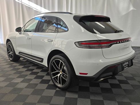 New 2026 Porsche Macan image 3