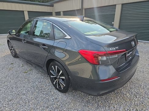 Used 2024 Honda Civic EX image 3