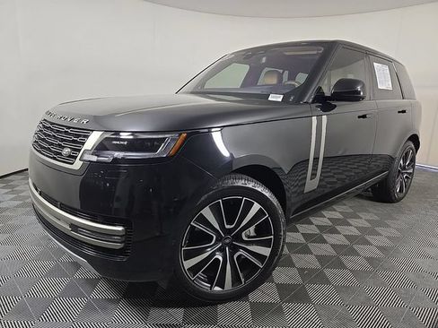 Used 2023 Land Rover Range Rover SE AWD/4WD image 1
