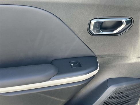 New 2025 Kia K4 GT-Line image 19