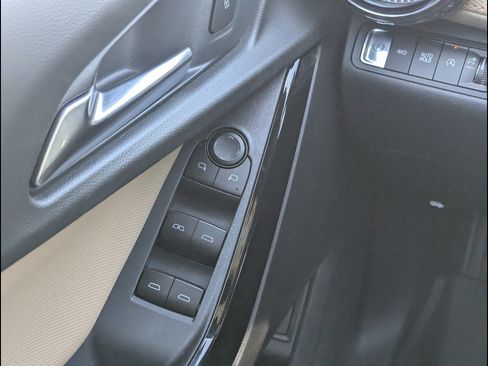 New 2026 Chevrolet Equinox ACTIV w/ LPO, Floor Liner Package AWD/4WD image 20