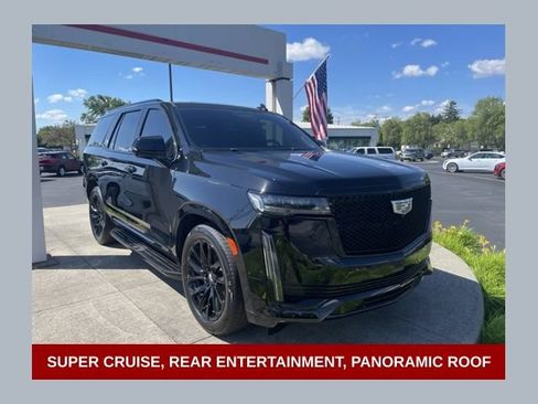 Used 2024 Cadillac Escalade Sport Platinum w/ LPO, ONYX Package AWD/4WD image 1