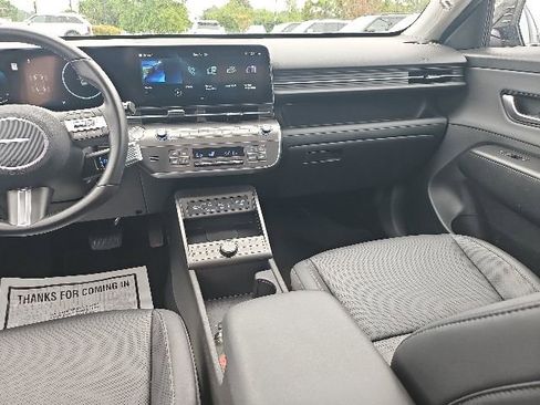 Certified 2026 Hyundai Kona SEL Premium AWD/4WD image 17