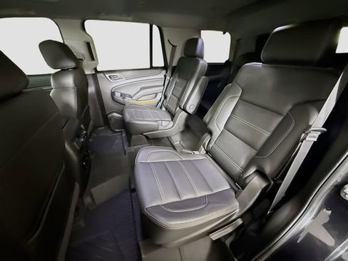 Used 2020 GMC Yukon Denali w/ Denali Ultimate Package AWD/4WD image 25