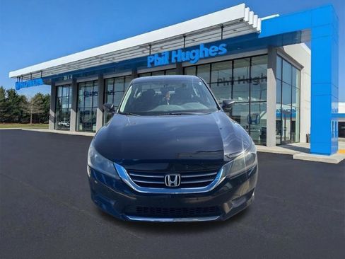 Used 2015 Honda Accord LX image 2