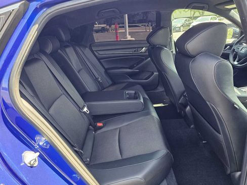 Used 2022 Honda Accord Sport image 12