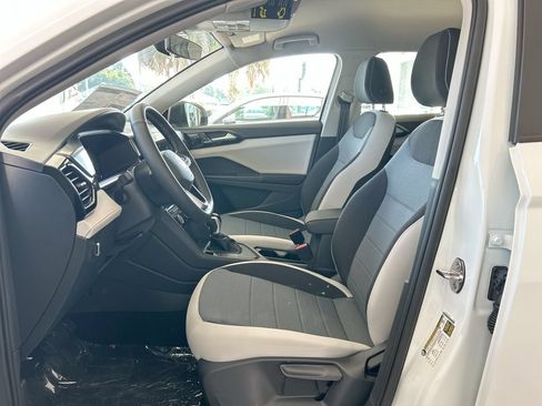Certified 2025 Volkswagen Taos S FWD image 11