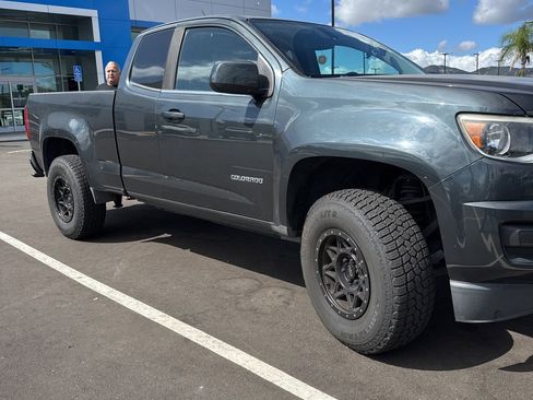 Used 2018 Chevrolet Colorado W/T w/ WT Convenience Package image 1