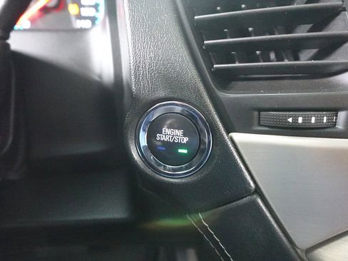 Used 2019 GMC Yukon Denali w/ Denali Ultimate Package image 23