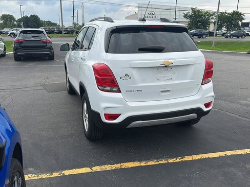 Used 2019 Chevrolet Trax LT w/ LT Convenience Package AWD/4WD image 4