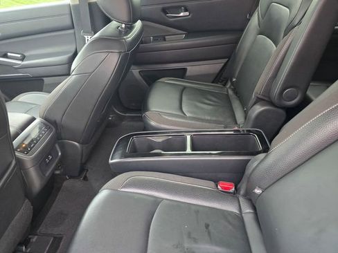 Used 2022 Nissan Pathfinder SL w/ SL Premium Package AWD/4WD image 23