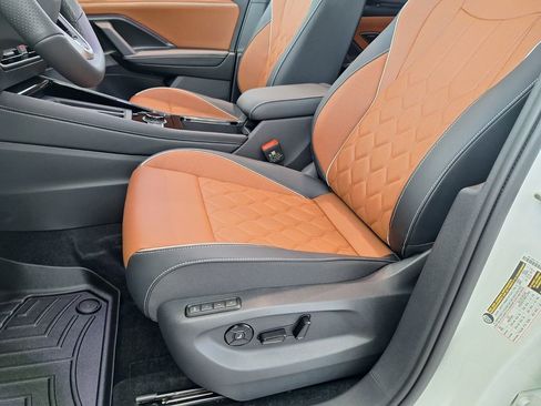 New 2026 Volkswagen Tiguan SEL R-Line image 9