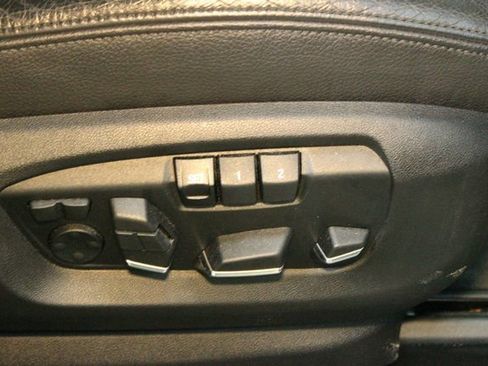 Used 2016 BMW X5 xDrive50i image 12