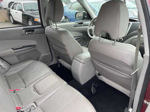 Used 2011 Subaru Forester 2.5X Limited AWD/4WD image 11