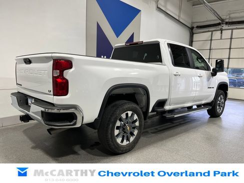 Used 2025 Chevrolet Silverado 2500 LT w/ Convenience Package AWD/4WD image 5