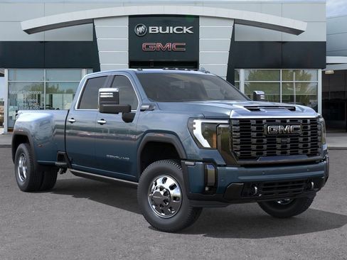 New 2026 GMC Sierra 3500 Denali Ultimate AWD/4WD image 7