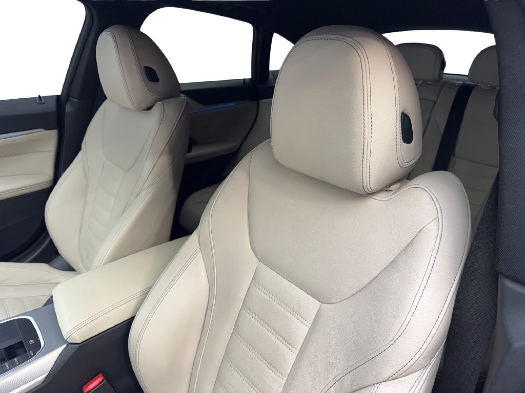 Used 2024 BMW i4 eDrive35 w/ Premium Package RWD image 29