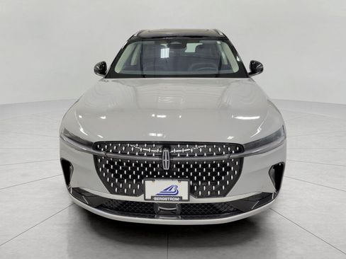 Used 2026 Lincoln Nautilus Reserve AWD/4WD image 14