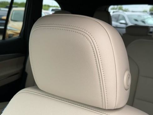 New 2026 Buick Enclave Preferred w/ Power Package FWD image 18