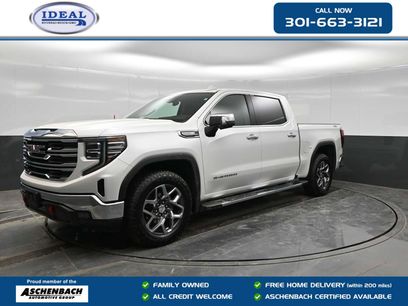 Used 2023 GMC Sierra 1500 SLT w/ SLT Premium Package