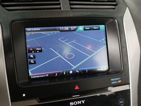 Used 2015 Ford Explorer Sport image 36