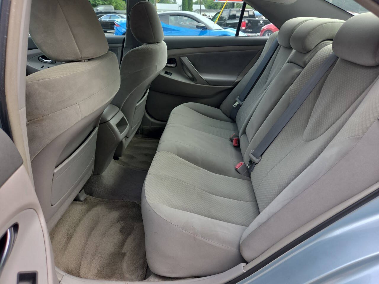 Used 2009 Toyota Camry LE FWD image 15
