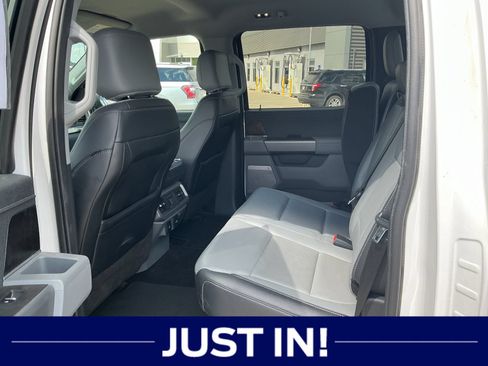 Used 2022 Ford F150 Lariat w/ Equipment Group 502A High AWD/4WD image 6