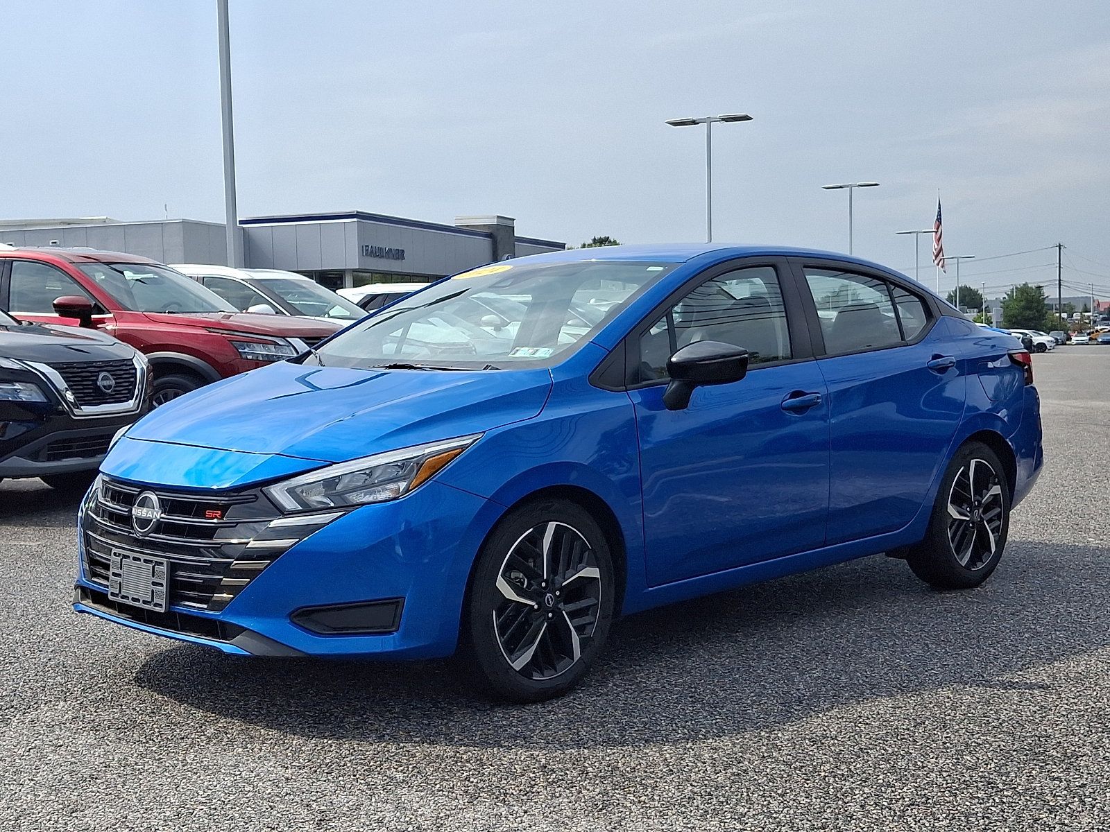 Certified 2024 Nissan Versa SR FWD image 3