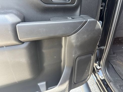 Used 2025 Chevrolet Silverado 2500 Custom w/ Custom Value Package AWD/4WD image 10