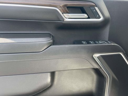 Used 2022 Chevrolet Silverado 1500 LT image 21