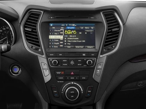 Used 2017 Hyundai Santa Fe Sport w/ 2.0T Ultimate Tech Package 05 AWD/4WD image 13